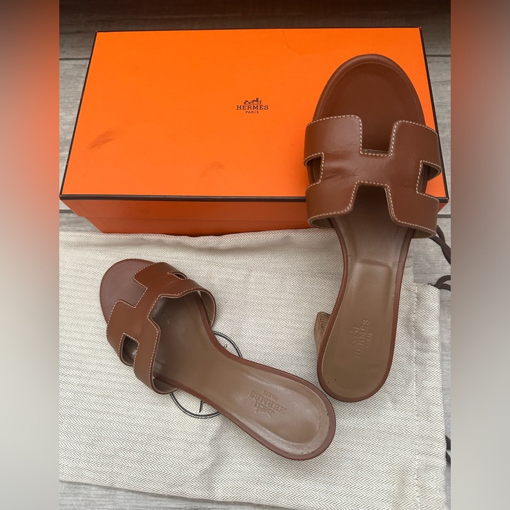 Hermes Oasis Sandal